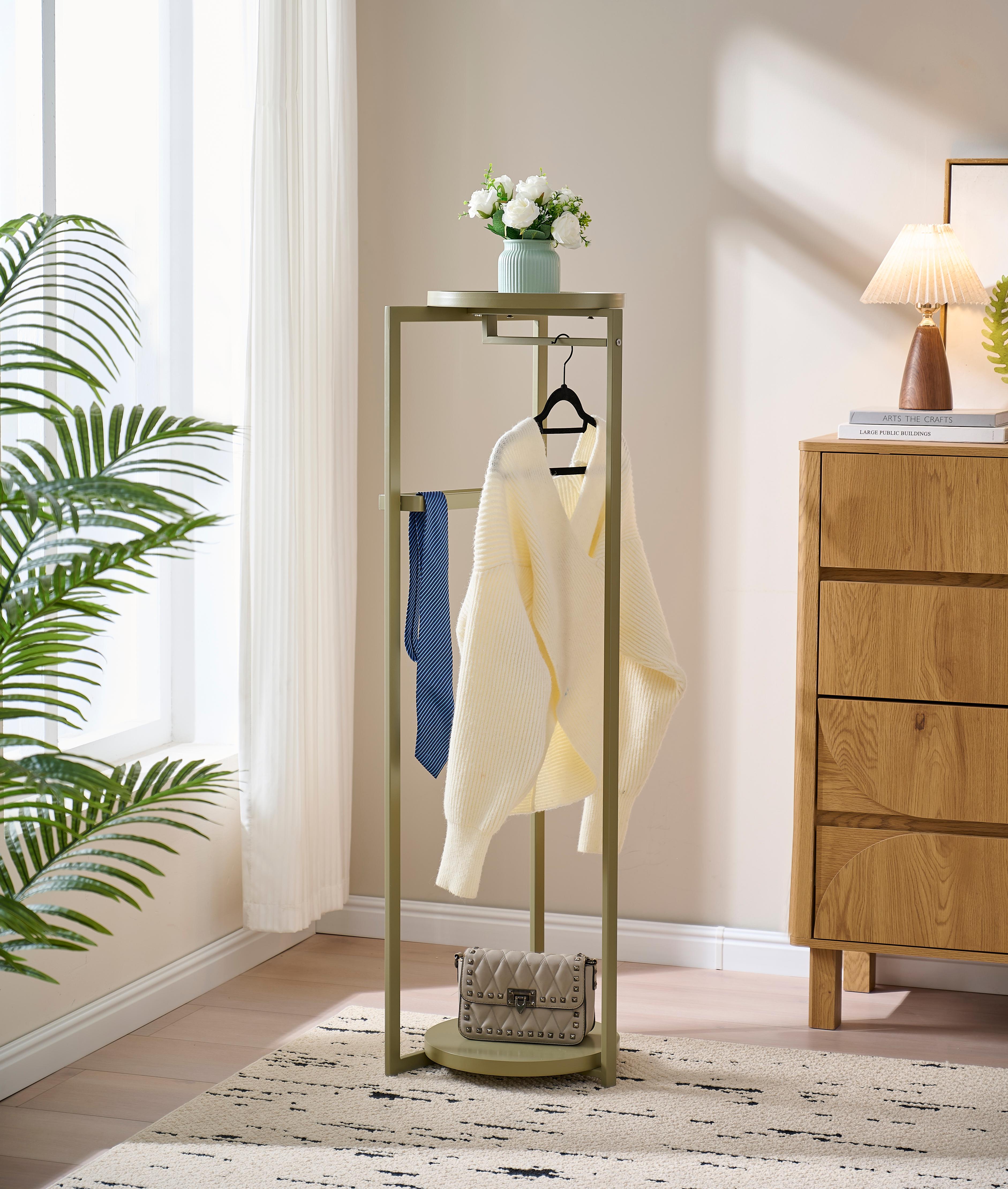 David Modern Valet Stand (Lemon Pepper)